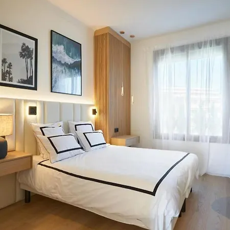 Ref 2028 Croisette - Superb With Panoramic Sea View For Rent