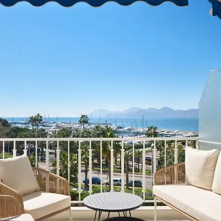Ref 2028 Croisette - Superb With Panoramic Sea View For Rent Cannes